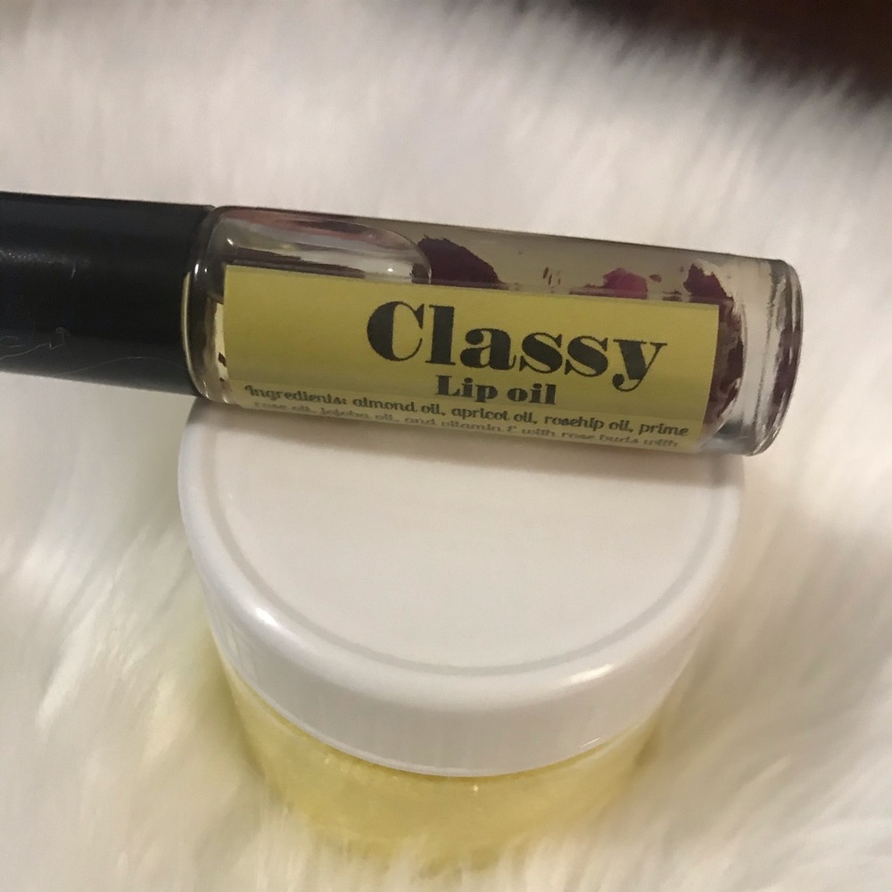 💋just in💋 CLASSY lip oil for normal or dry lip